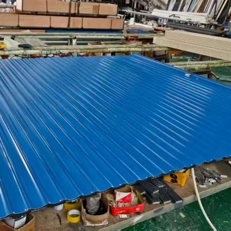 Waarom zijn metalen rolluikdeuren essentieel voor moderne veiligheid en efficiëntie?